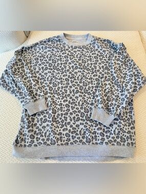 American Eagle Oversized Animal Print Sweatshirt